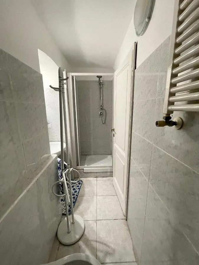 Celeste Apartment Genova 0*,  Italien